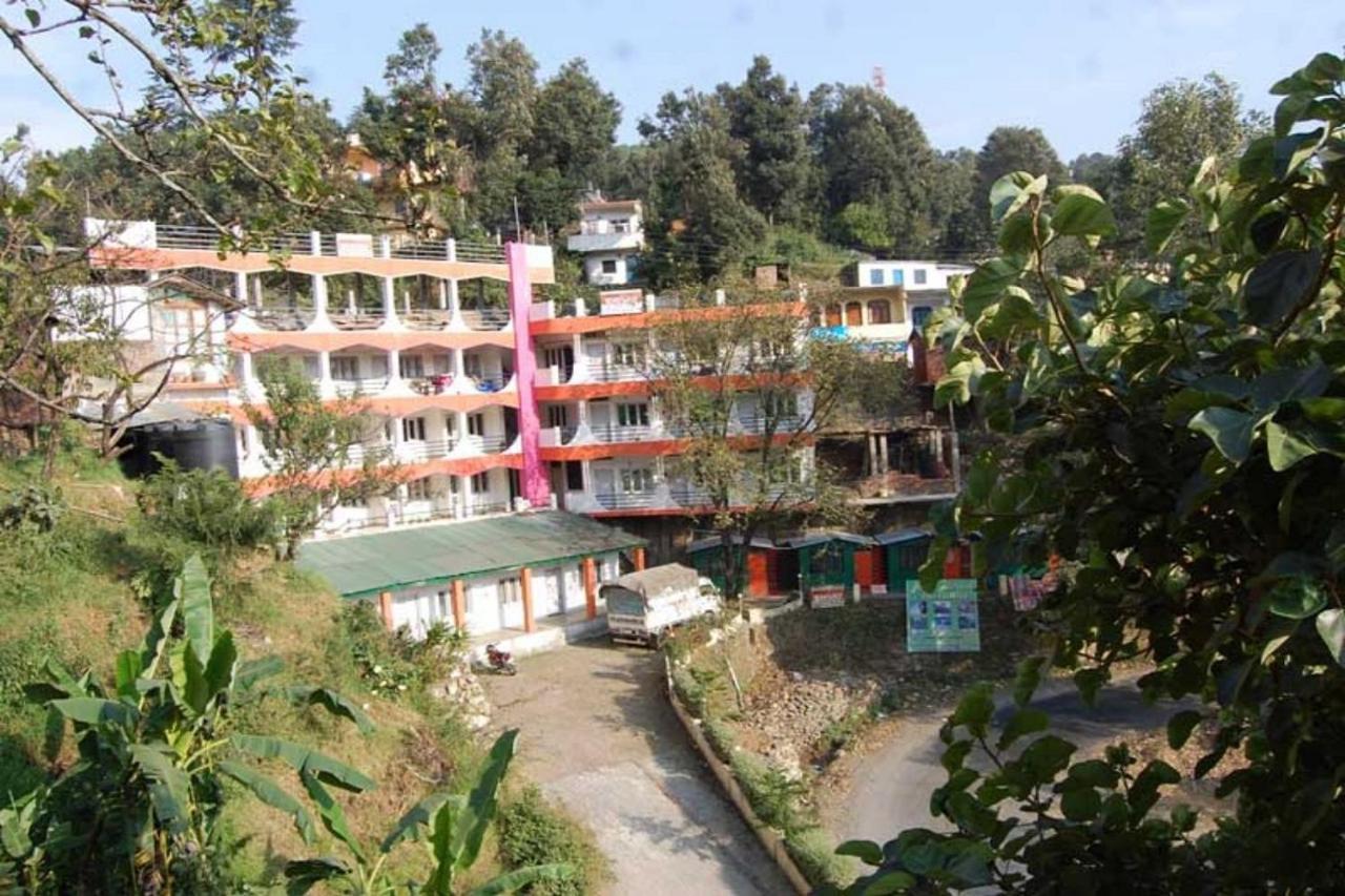 Goroomgo Hotel Shivay Near Kausani Chouraha - Mountain View - Excellent Customer Service Dış mekan fotoğraf